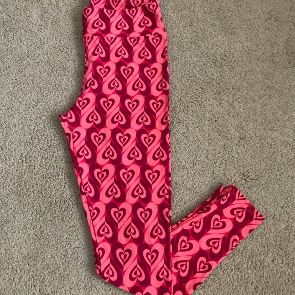 TC LuLaRoe Valentines Leggings